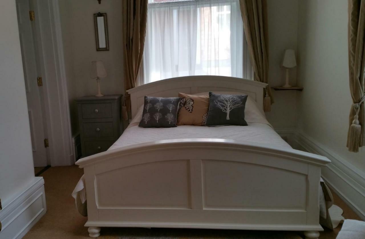 Апартаменты Madge House Ashbourne Ашборн Экстерьер фото